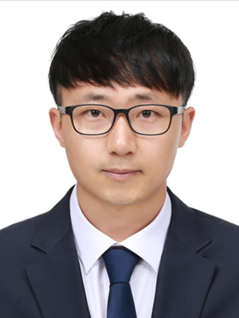 심사위원
