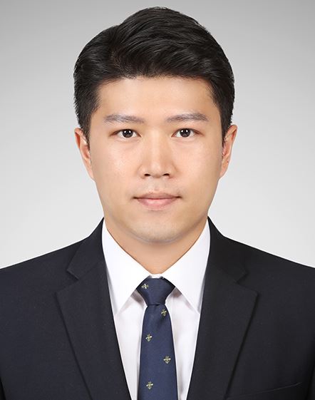 심사위원