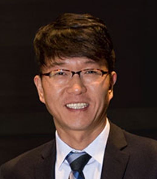 심사위원