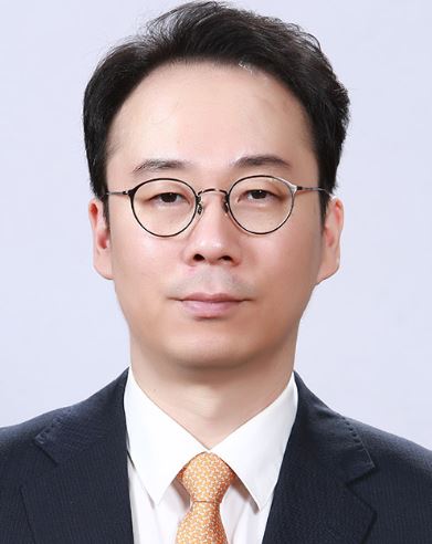 심사위원