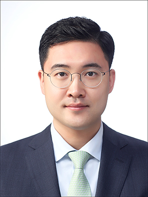 심사위원