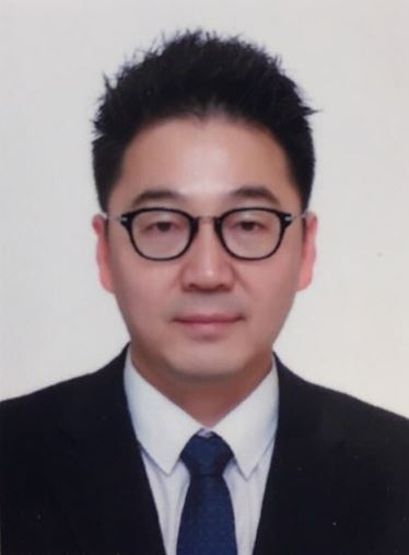심사위원