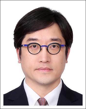 심사위원