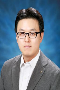 심사위원