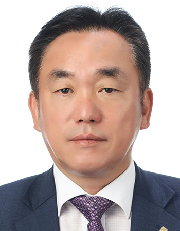 심사위원